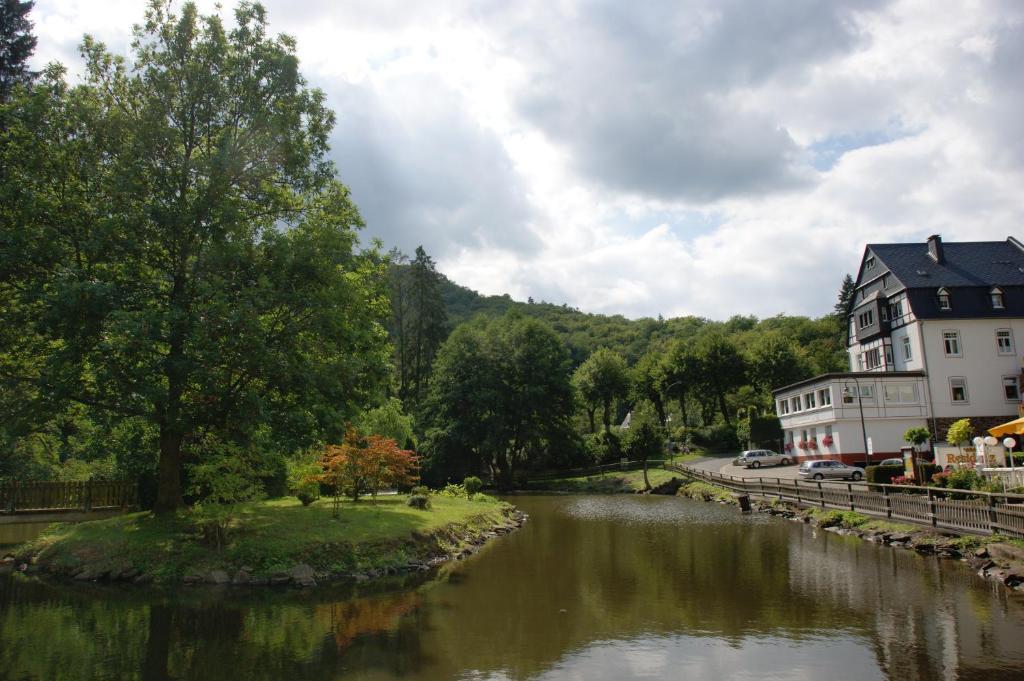 Bertricher Hof Hotel Garni 巴特贝特里希 外观 照片